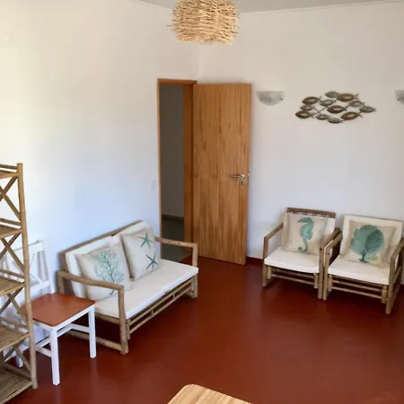 Apartf 2 Quartos, 350m Olhos D'agua *