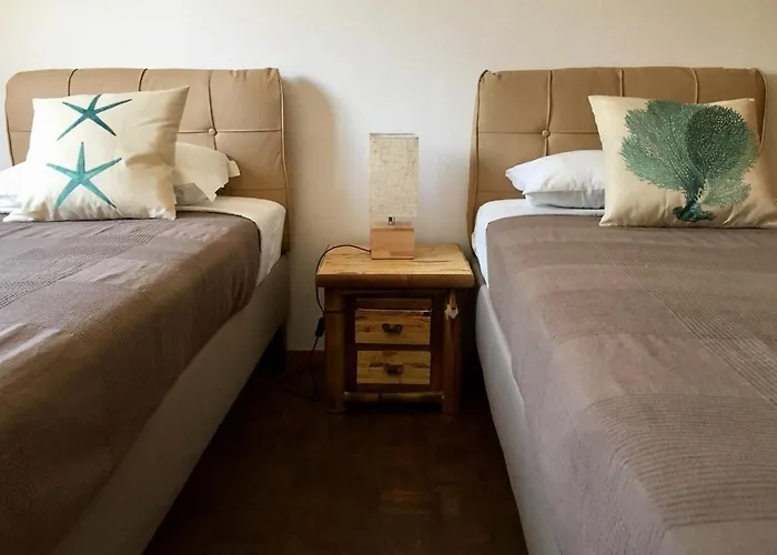 2 Quartos, 350m Olhos D'agua, F Appartement